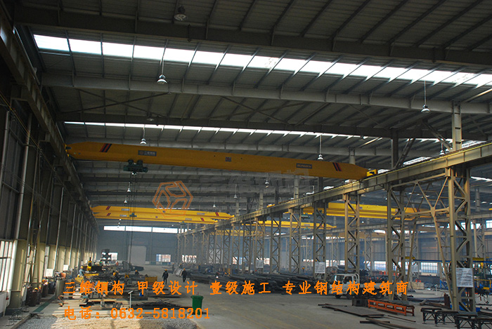 山东三维钢结构公司钢结构厂房生产车间